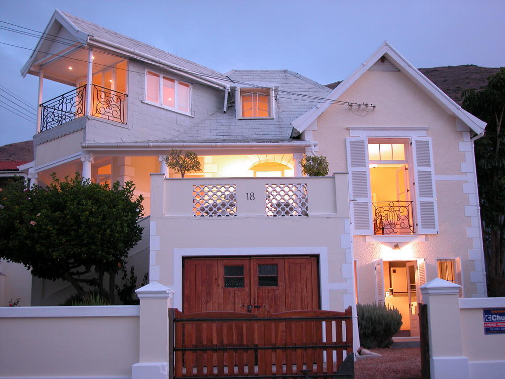 Guest house Cheviot Place 3*